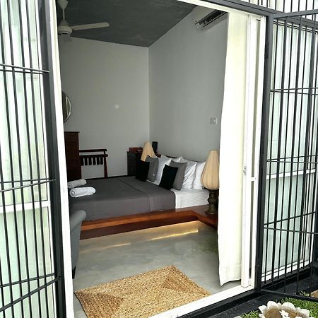 Studio 33 Шри-Джаяварденепура-Котте Экстерьер фото