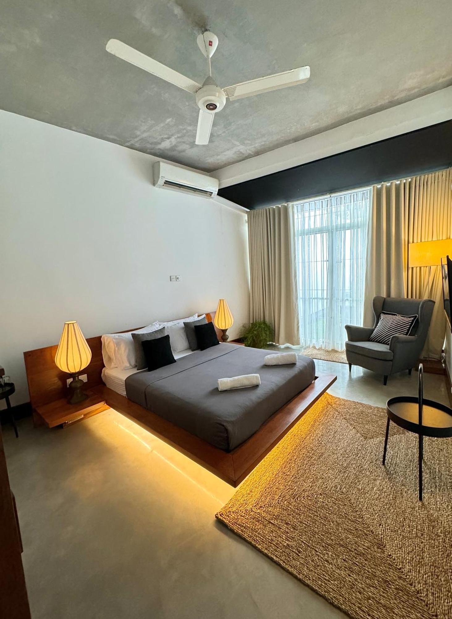 Studio 33 Шри-Джаяварденепура-Котте Экстерьер фото